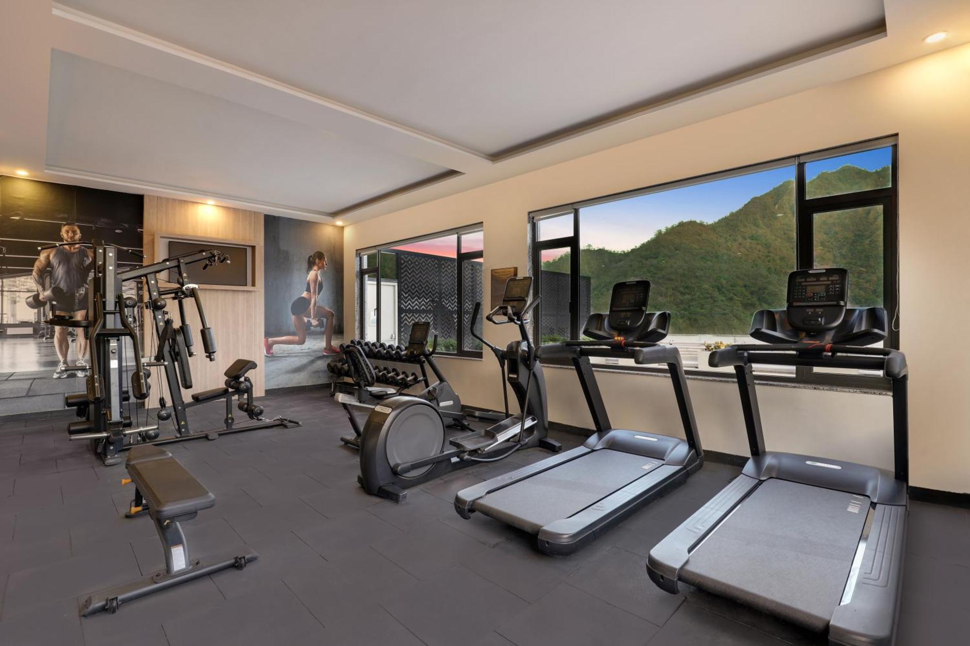 Lemon Tree Hotel, Rishikesh Ngoại thất bức ảnh