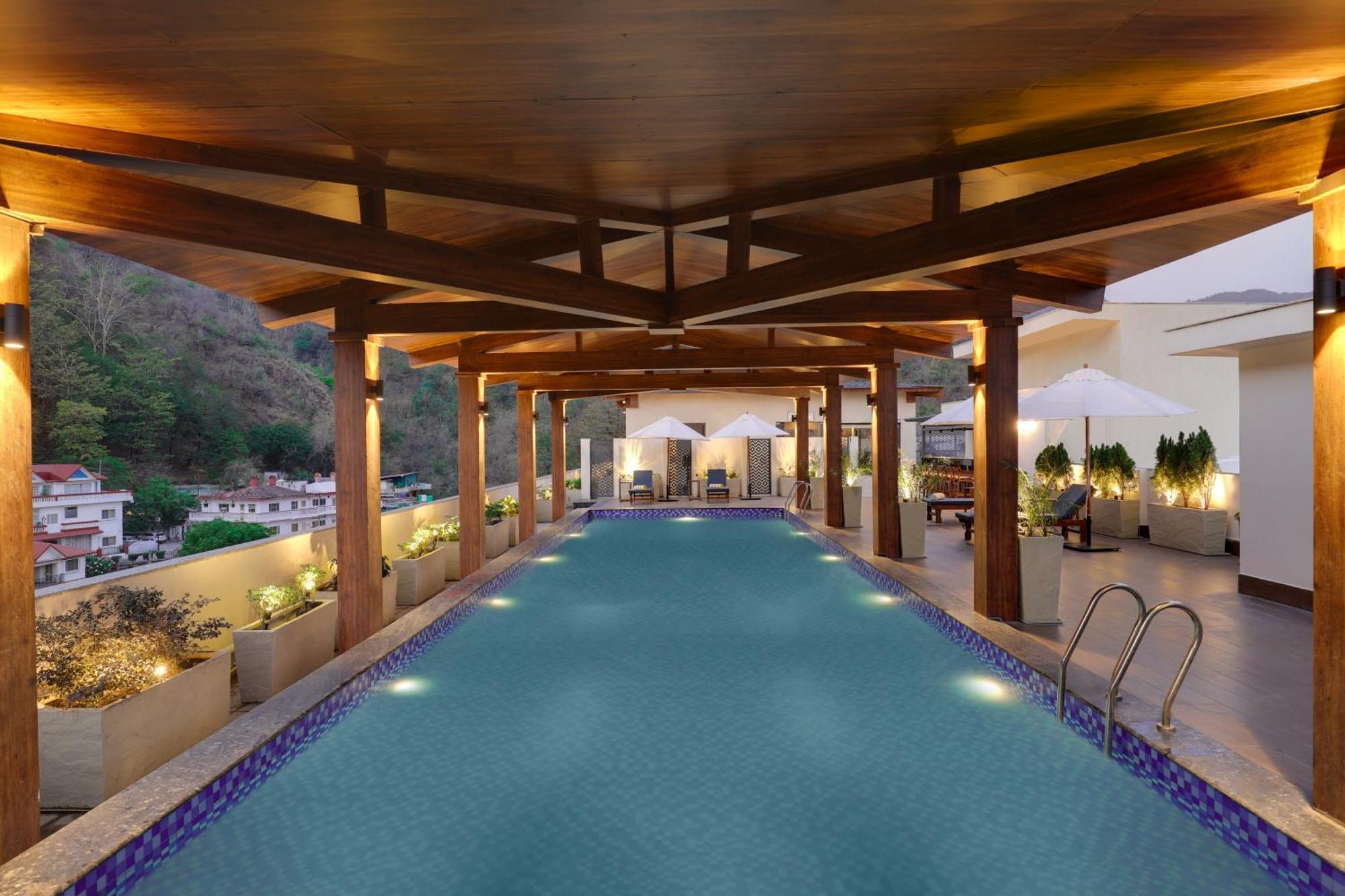Lemon Tree Hotel, Rishikesh Ngoại thất bức ảnh