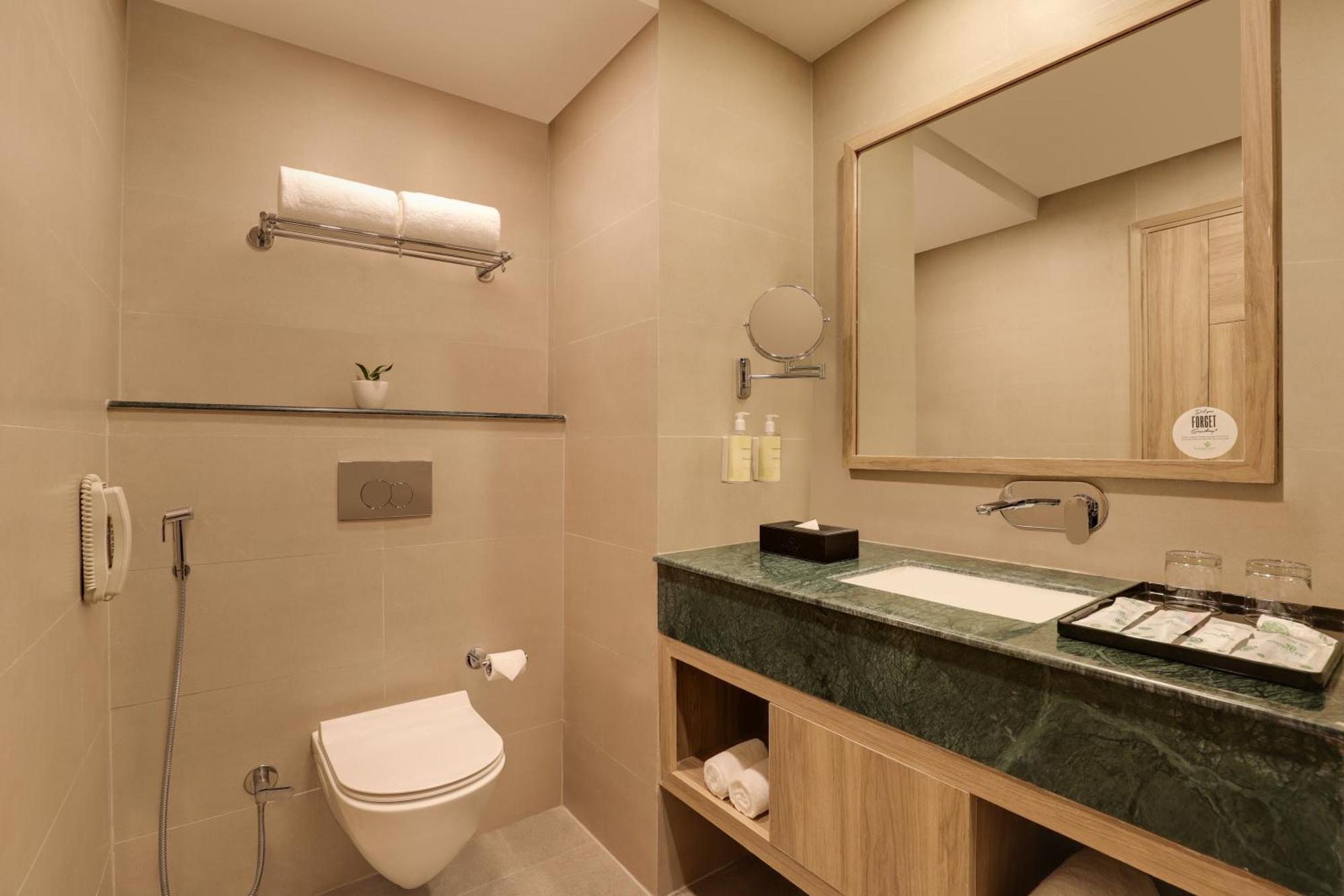 Lemon Tree Hotel, Rishikesh Ngoại thất bức ảnh